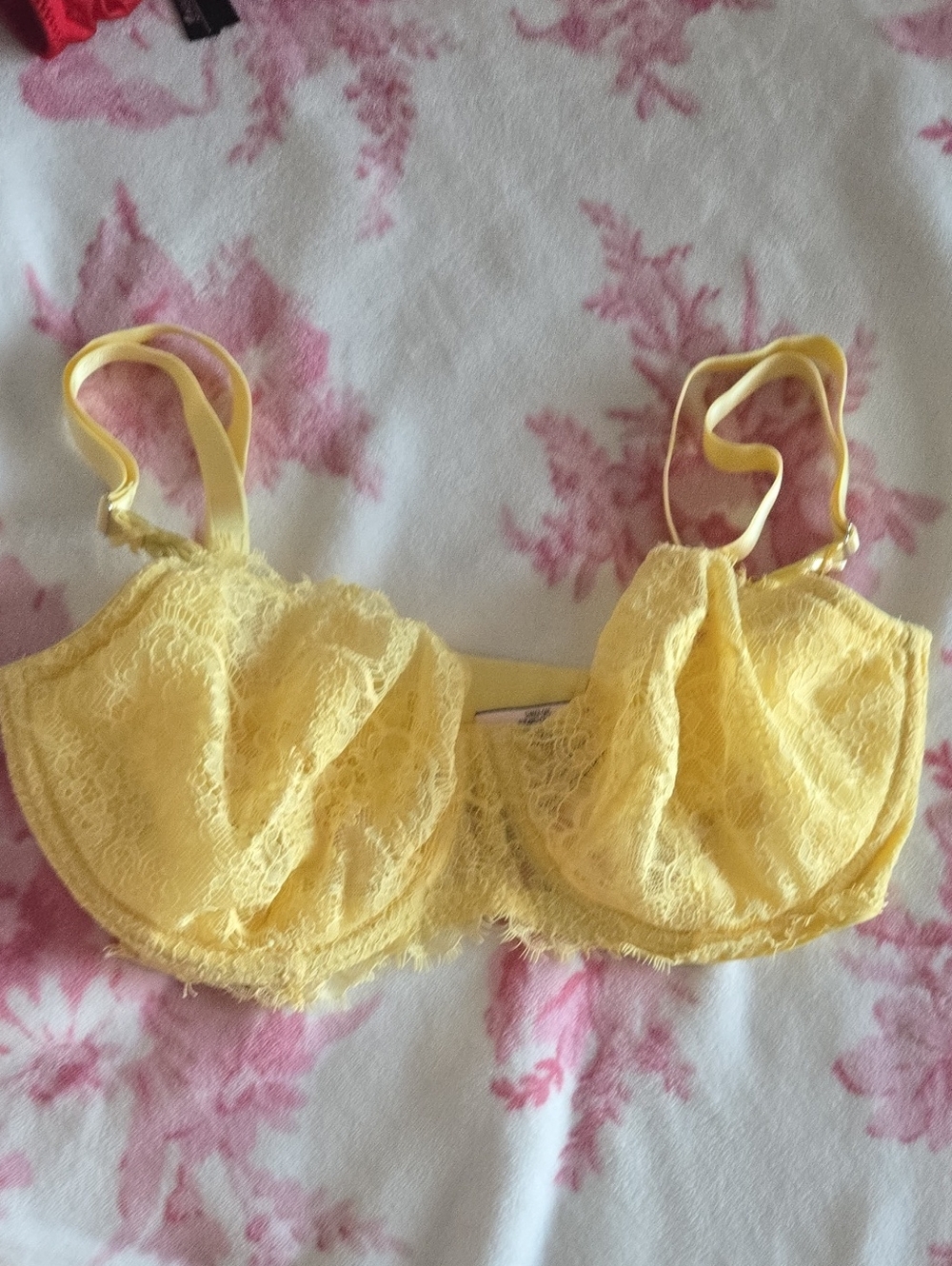Victoria Secret Lace Wired Bra
